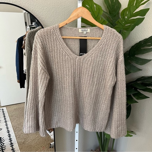 ✨ Nasty Gal Mocha Knit V-Neck Sweater | Slouchy Chunky Ribbed Pullover - Picture 1 of 6
